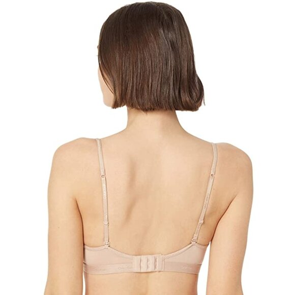 NWT M Calvin Klein Women's Form to Body Natural Lightly Lined Triangle Bralette - Picture 2 of 2